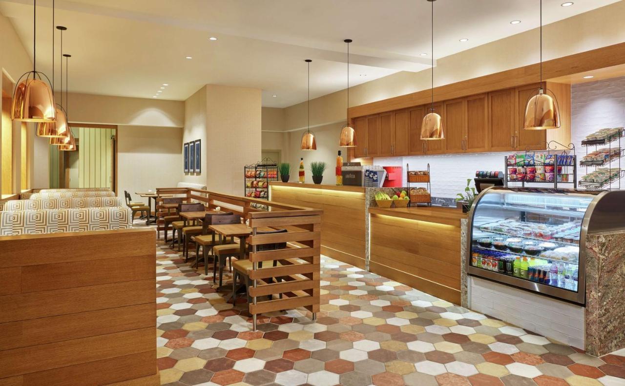 Doubletree By Hilton Houston Intercontinental Airport Hotel Exterior photo