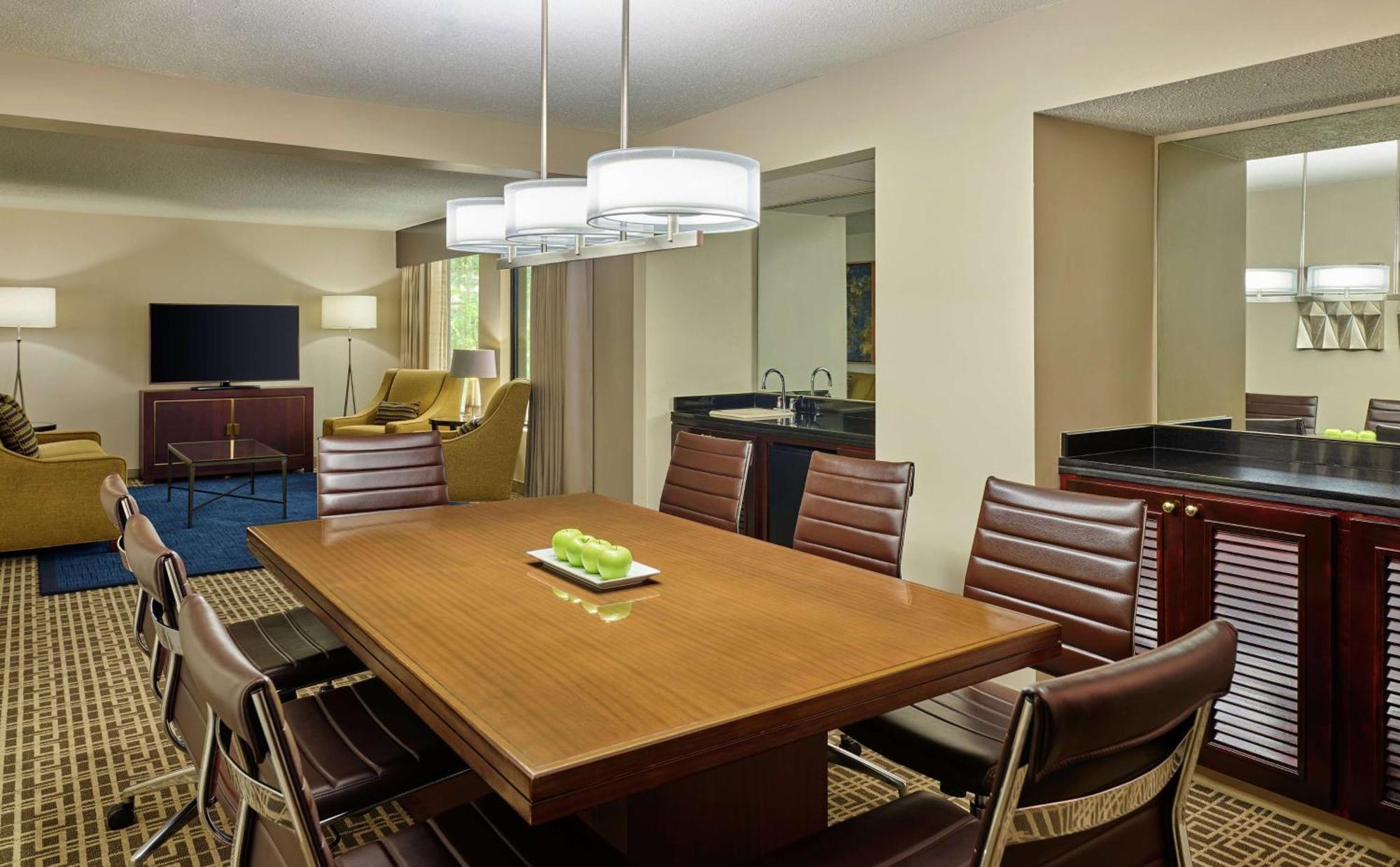 Doubletree By Hilton Houston Intercontinental Airport Hotel Exterior photo